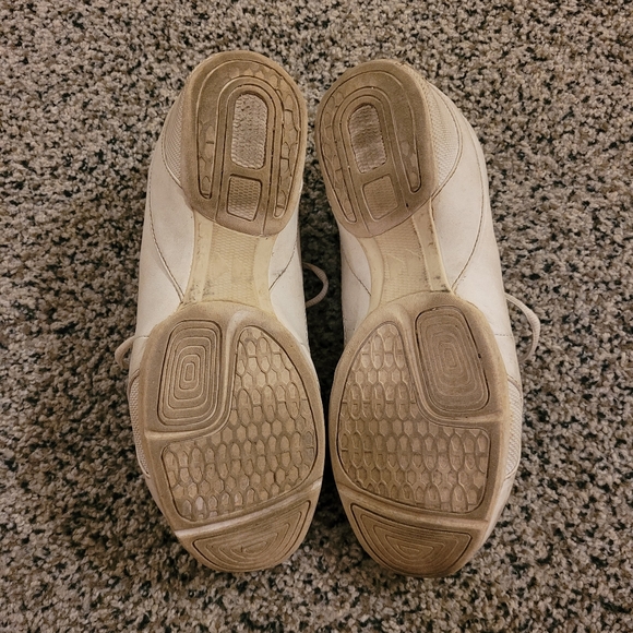 FREE Kaepa Athletic Cheer Sneakers - Picture 7 of 8